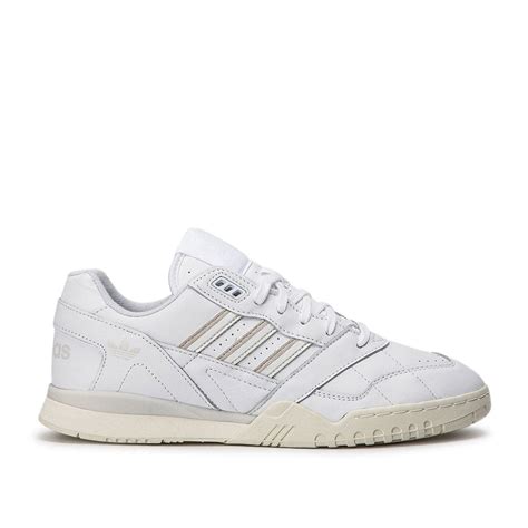 adidas a.r. trainer weiß|adidas A.R. Trainer Shoes Men's .